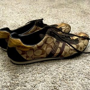 Coach tennis shoes